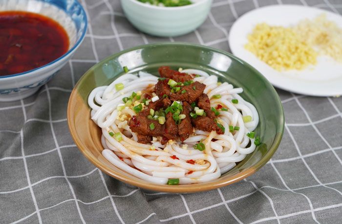 山根镇肉臊子粉培训